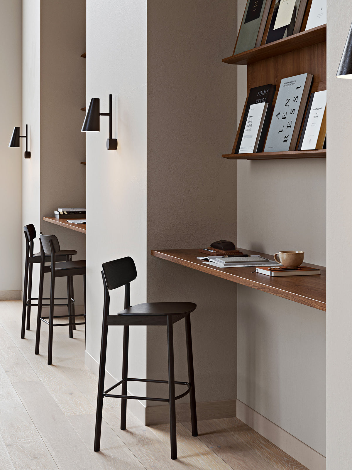Soma Barstol (75 cm) - Sort