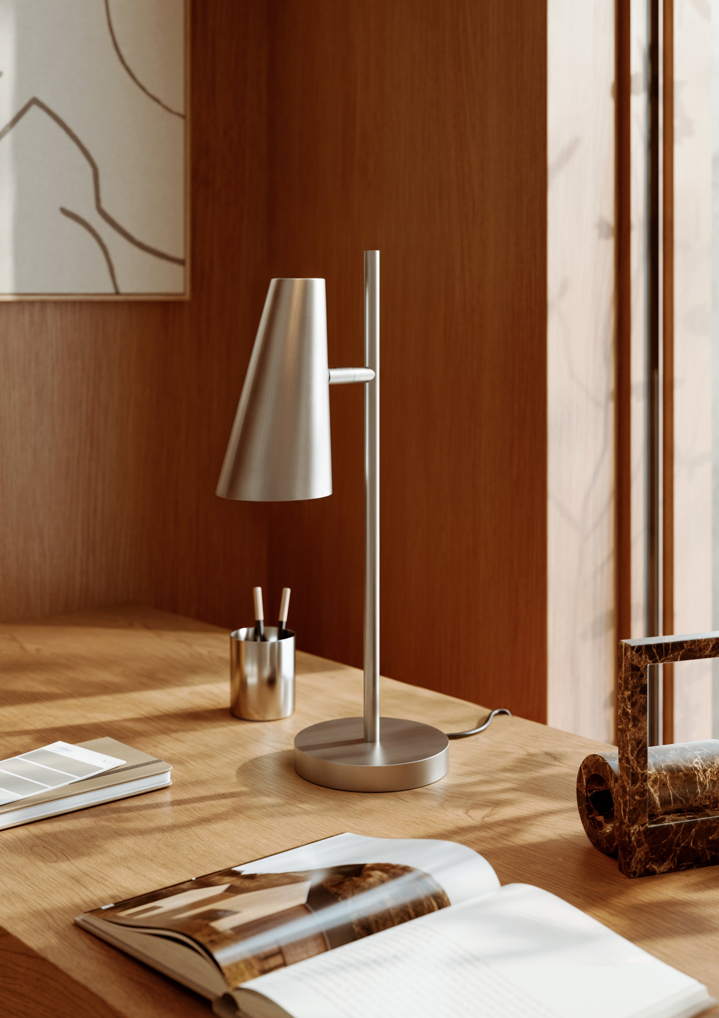 Cono Bordlampe - Børstet metal finish