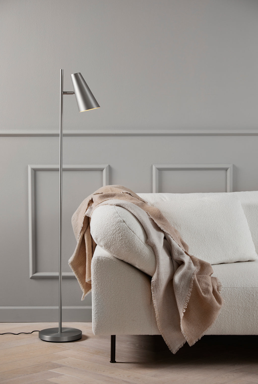 Cono Gulvlampe - Satin
