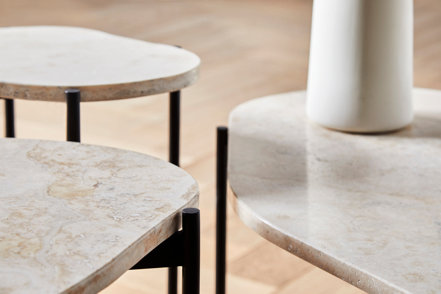 La Terra Sidebord (medium) - Ivory