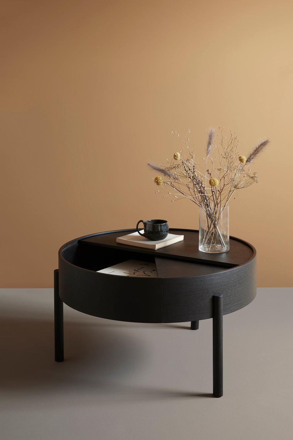 Arc Sofabord (66 cm) - Sort