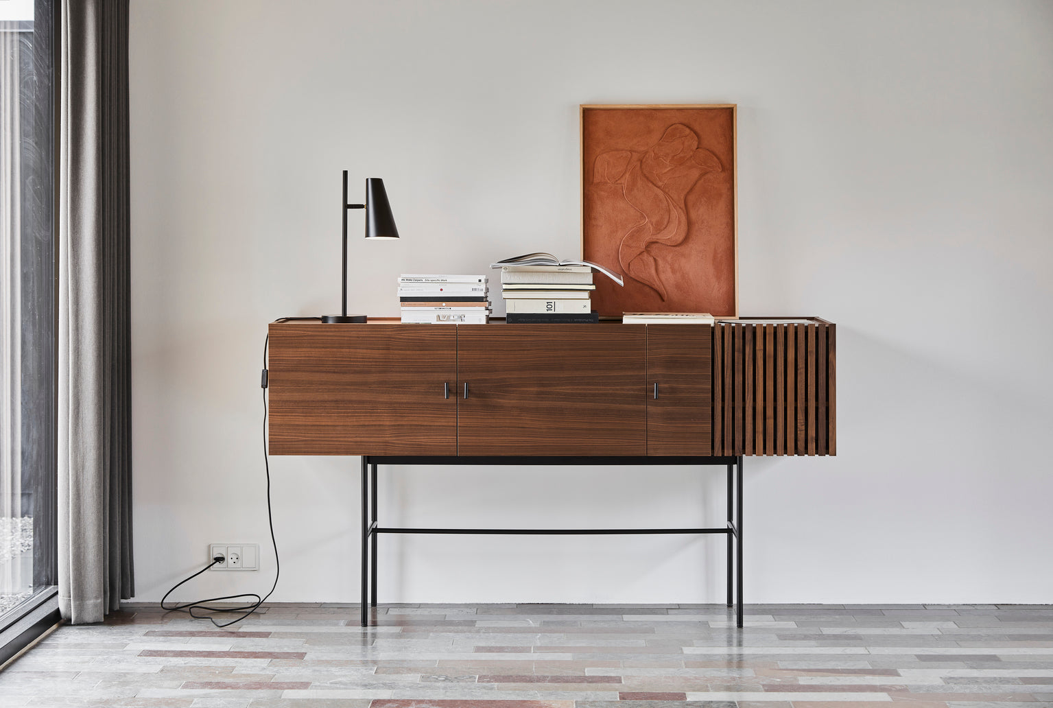 Array Skænk (180 cm) - Valnød