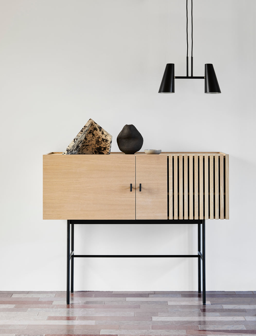 Cono Pendel (2 skærme)
